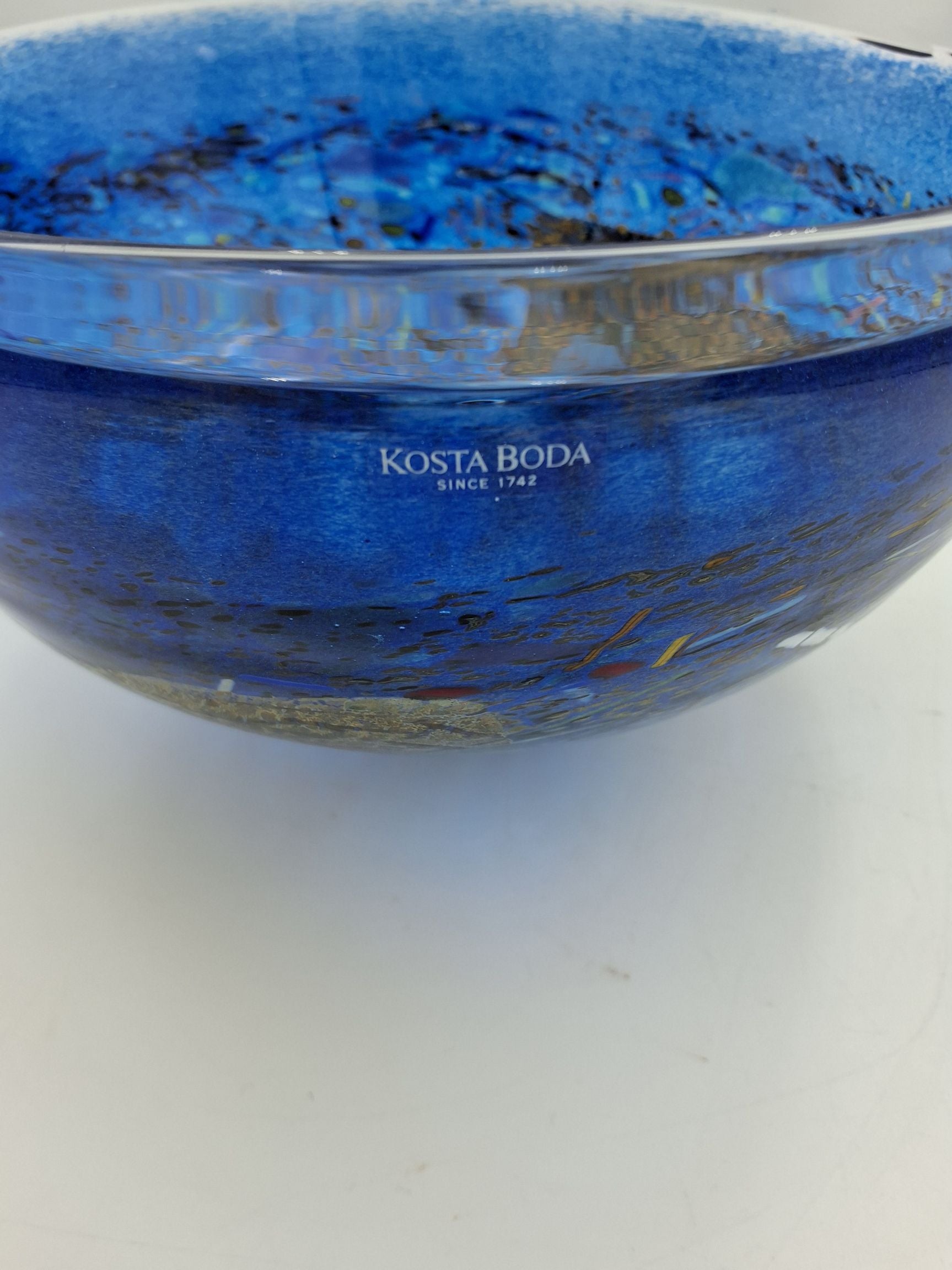 Satalit skål af Kosta Boda
